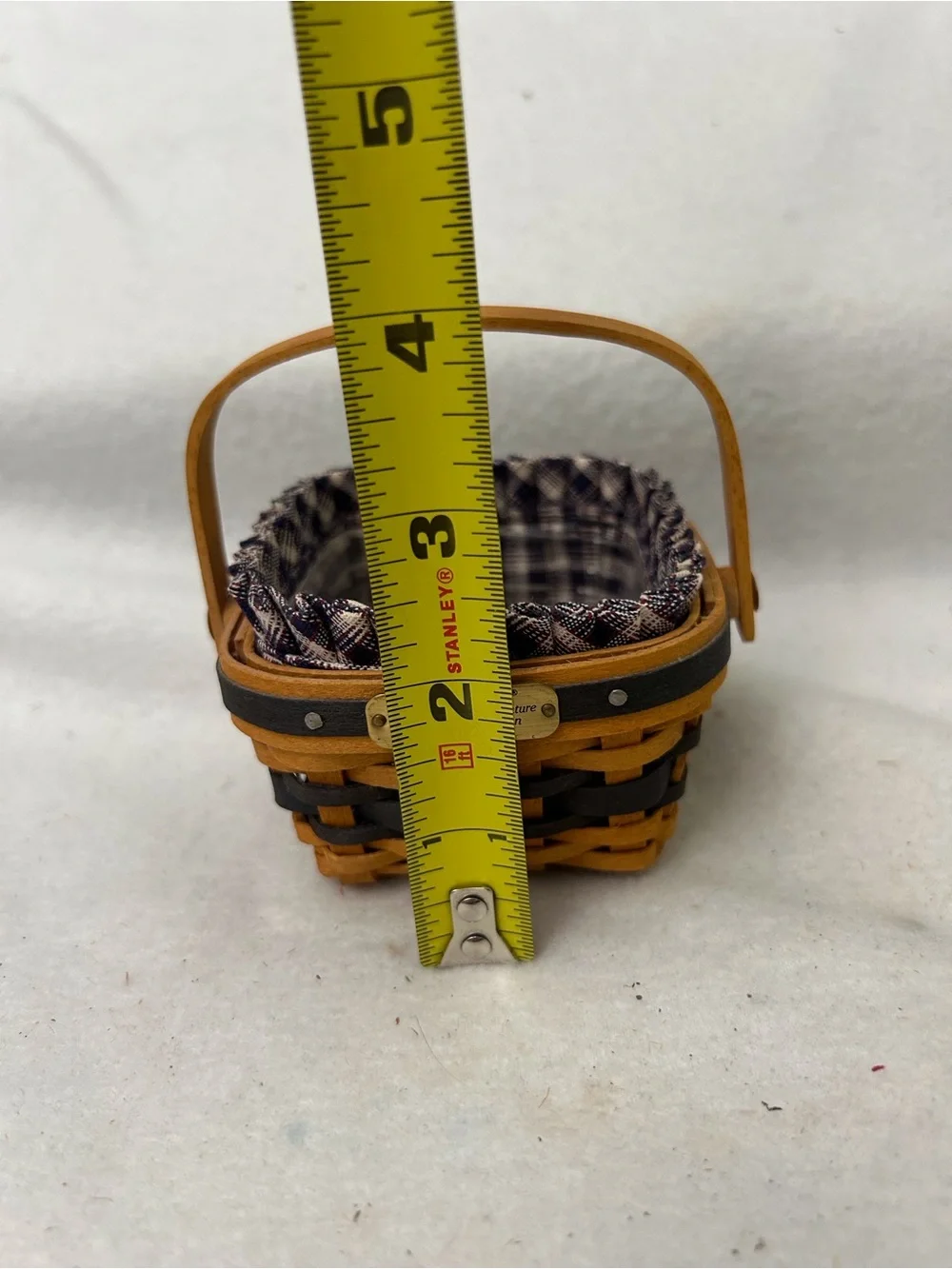 Longaberger J.W. Collection Miniature Berry Basket 2001-2002